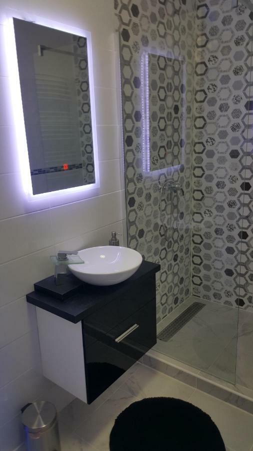 Gutenberg Utca Apartman Szeged Exterior photo